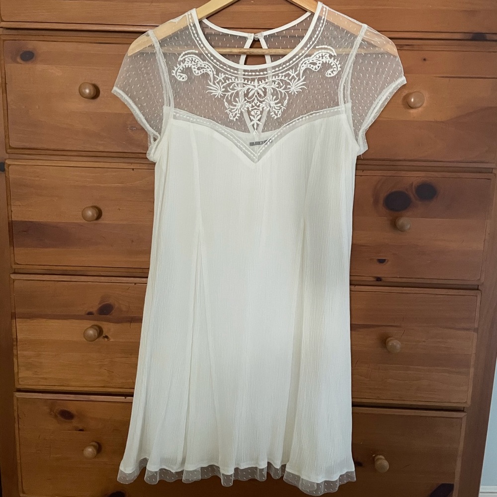 Off-white Lace Dress. Graduation Dress
